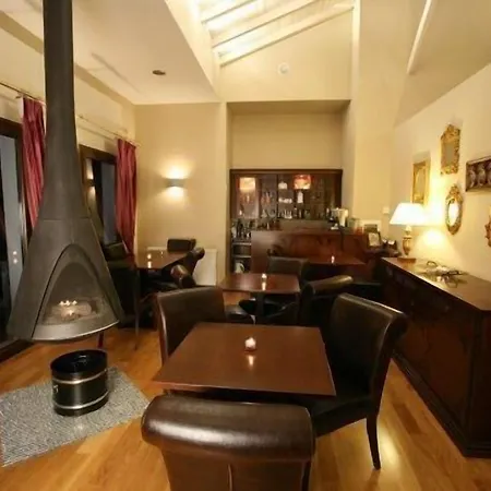 فندق Epavlis Meteora 3*