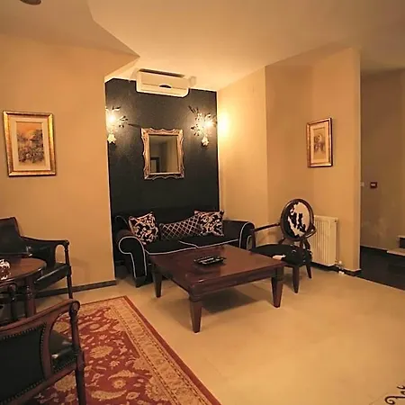 Epavlis Meteora كالامباكا